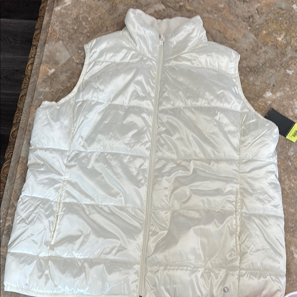Xersion Women's White Bomber Jacket